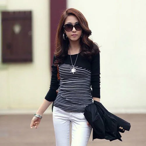 women t shirt black