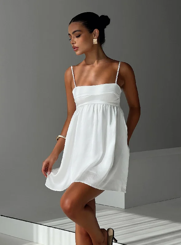 Ortega Mini Dress White Petite Shift Classic Vintage