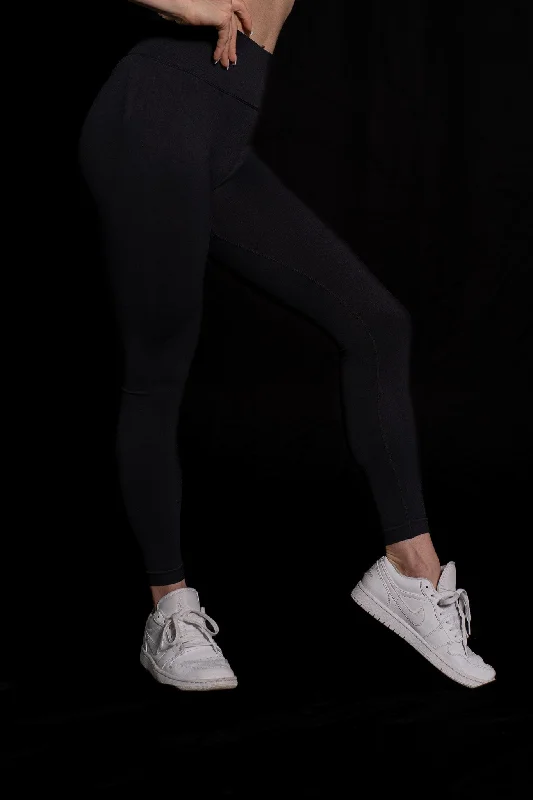 Pinnacle Scrunch Butt Legging - Black Trendy Full-Length Leggings