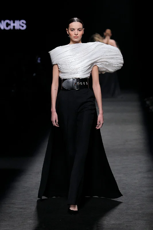 Pleated top with cape trousers Trousers Bootcut Casual