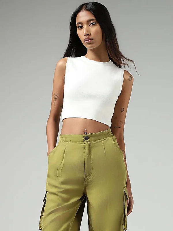 Nuon White Sleeveless Crop Top Notch Collar Peter Pan Collar Cowl Neck