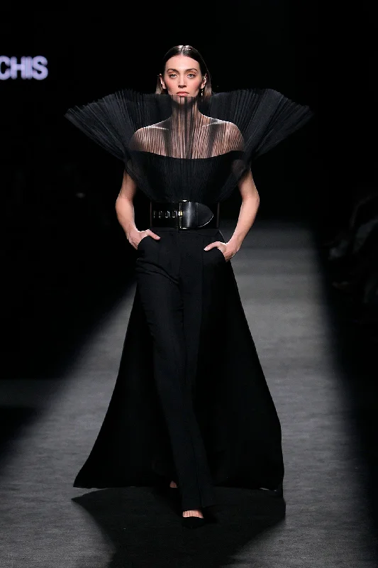 Pleated top featuring trousers with cape Trousers practical durable