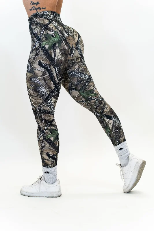 Pinnacle Scrunch Butt Legging - Woodland Camo Fashionable Plus-Size Activewear