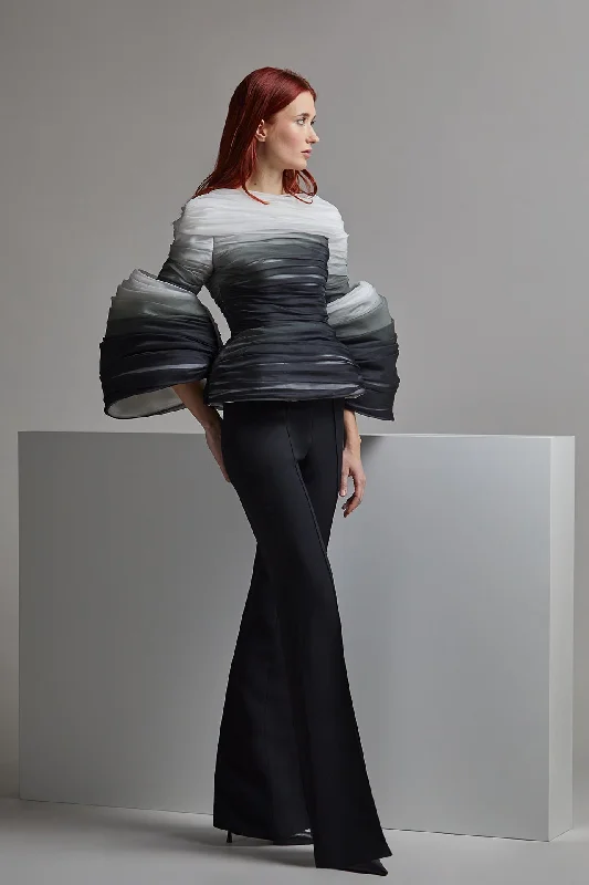 Pleated top with crepe trousers Trousers Cargo Utility