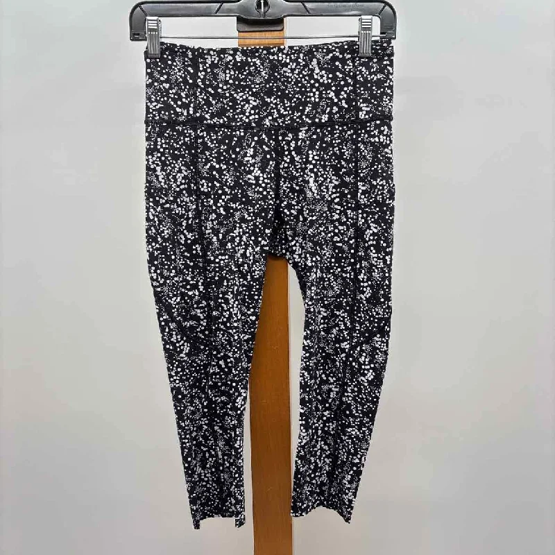 Lululemon Women's Size 6 Black dotted Leggings Cozy Fashion Leggings